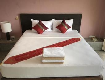 Blue Hill Beach Resort By Le Palais Hotel