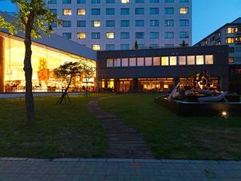 Lake Akan Tsuruga Wings