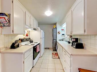 Walking Distance To Lake Baron