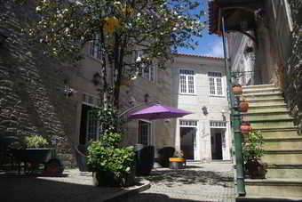 Hostal Casa Da Farmacia - Turismo De Habitacao