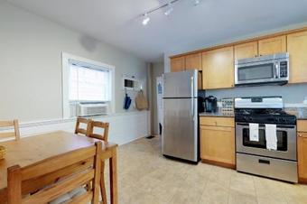 The 1813 Daniel Lawrence House