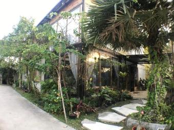 Hotel Laan Rab Lom Home & Cafe'