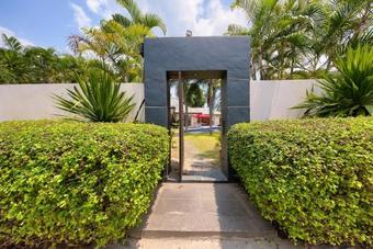 Lipa Talay Neung - 3 Bedroom Beach Side Villa