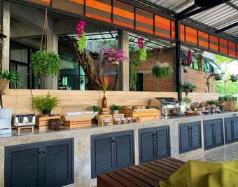 Hotel Baan Suan Leelawadee Resort Nan