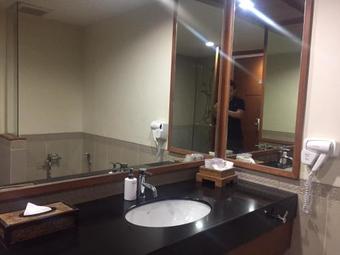 Sunee Grand Hotel And Convention Center