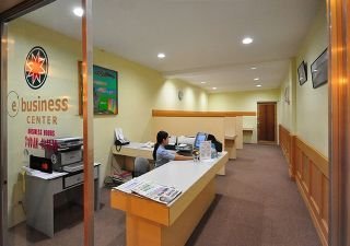 Metro Centre Hotel And Convention Center