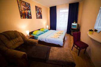 Best Apartments On Kyryla & Mefodia