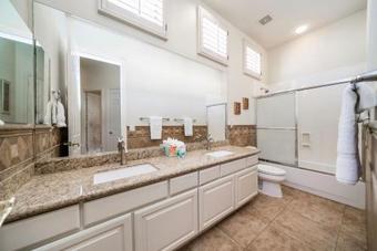 Diamond Rim Scottsdale