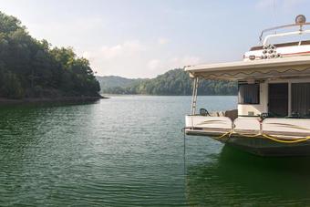 Dale Hollow Lake State Resort Park