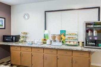 Hotel Quality Inn Warsaw Near Rappahannock River