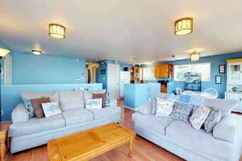 Bandon Bluff House