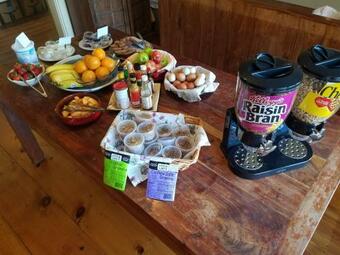 Posada Hawks House Inn