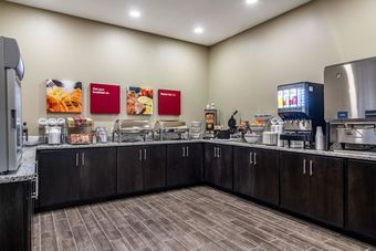 Hotel Comfort Suites