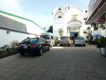 Hotel Tr?ng Thi�m