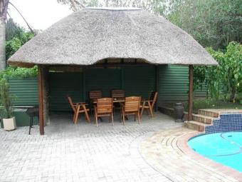 Hostal Hubertha Guest House