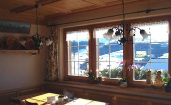 Ferien - & Seminarhotel Ch�seren