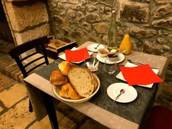 Bed & Breakfast Aux Prisons De Montagny
