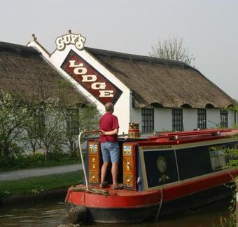 Hotel Guy's Thatched Hamlet