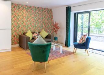 Apartamento Central Cambridge Penthouse With Balcony - 5 Minutes Walk From City Centre & Colleges