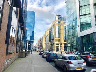 Apartamentos Glasgow City Centre Flat With River Views And Parking
