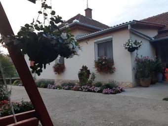 Apartamento Tiszavir�g Vend�gh�z