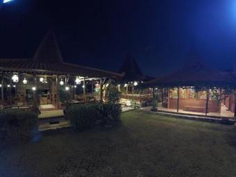 Joglo Ayem Tentrem