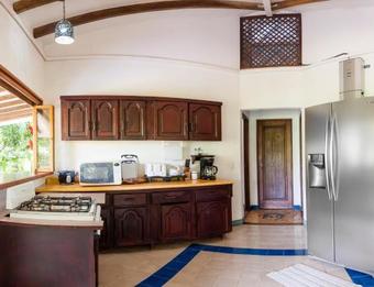 Hotel Casa Cedro - Portasol Vacation Rentals