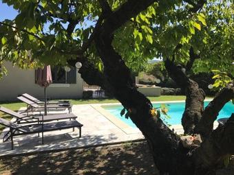 Villas Du Luberon - La Villa Des Saisons