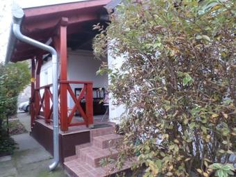 Ker�kp�ros �s Zar�ndok Vend�gh�z