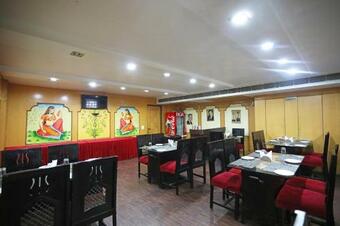 Oyo 44683 Hotel Sarang Intercontinental