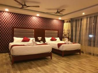 Hyders Park The Business Hotel