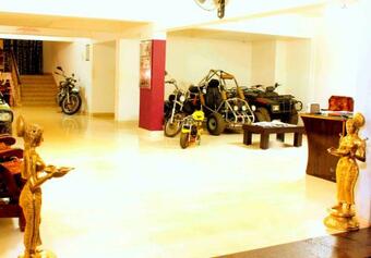 Hotel Sheshnaag Aashraya