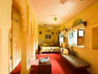 Hotel Chandelao Garh