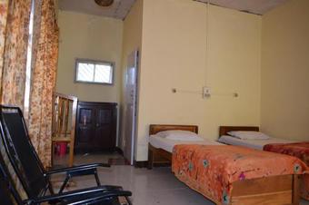 Hotel Camp Rhino Resort