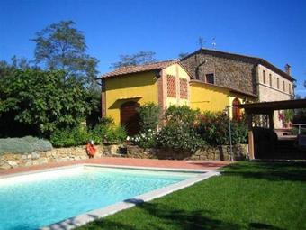 Castra Villa Sleeps 7 Pool Air Con Wifi T762639
