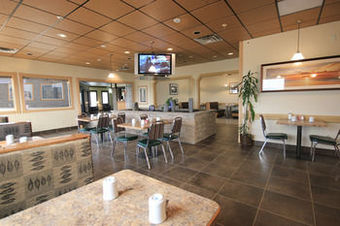 Hotel Days Inn High Level