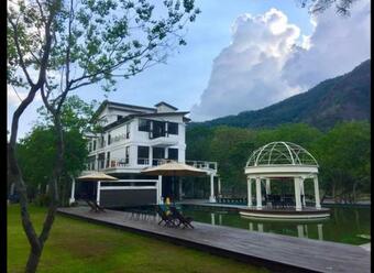 Valley Statt Manor