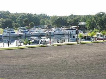 Astor Bridge Marina And Motel