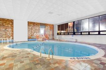 Hotel Days Inn By Wyndham Liberty