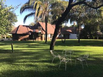 Hotel Molalatau Lodge & Campsites