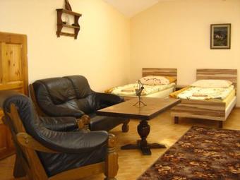 Hostal Go?ciniec Podkowa