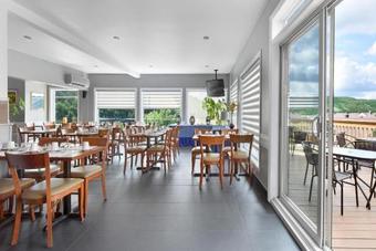 Hotel Le Versailles