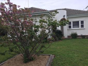 Bed & Breakfast Art Deco Cottage