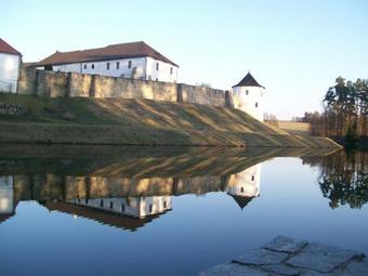 Apartment Zumberk With Private Heated Pool