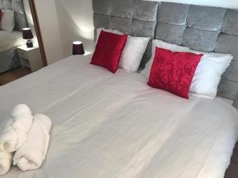Apartamento Jo Cherrydown - Lovely City Centre Serviced Flat