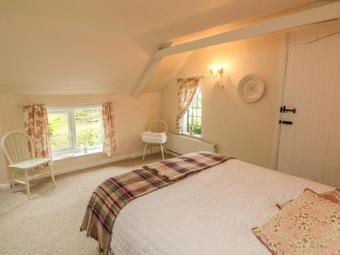 Barn Cottage, Umberleigh