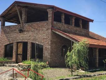 Barnavelli Hotel And Wine Cellar