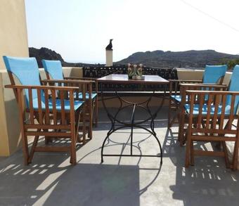 Hostal Chora View