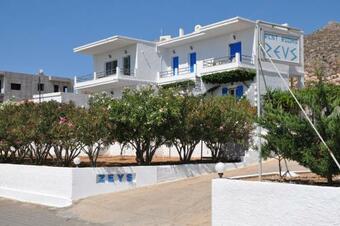 Zeus Apartments