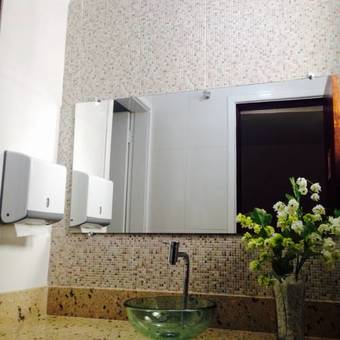 Hostal Hotel Caraj�s